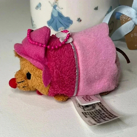 Disney Tsum Tsum Perla  Mouse from Cinderella Mini Plush - Picture 8 of 8